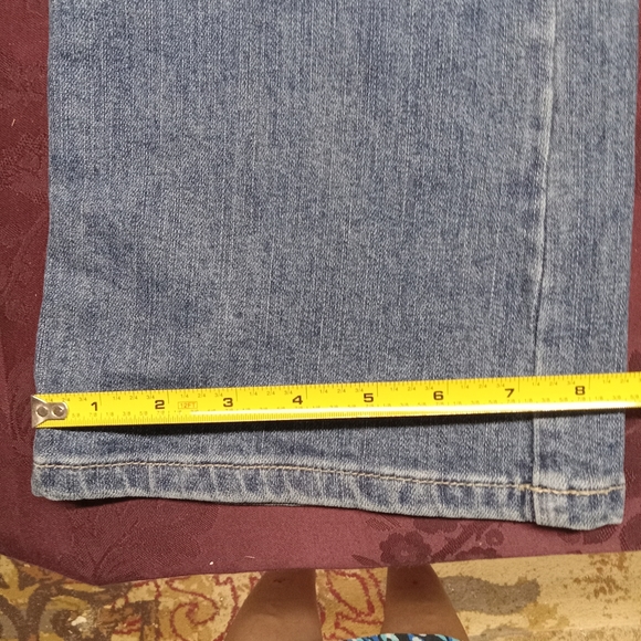 JEAN - Picture 3 of 9